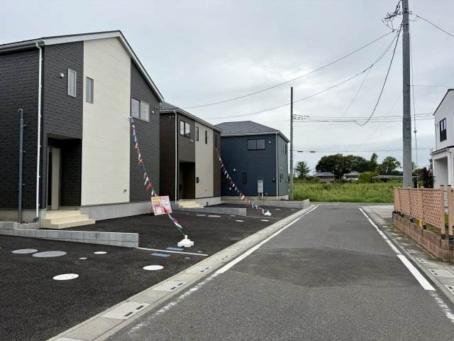 【前面道路含む現地写真】 | 加須市北下新井　CRADLE GARDEN　新築戸建　全4棟　3号棟