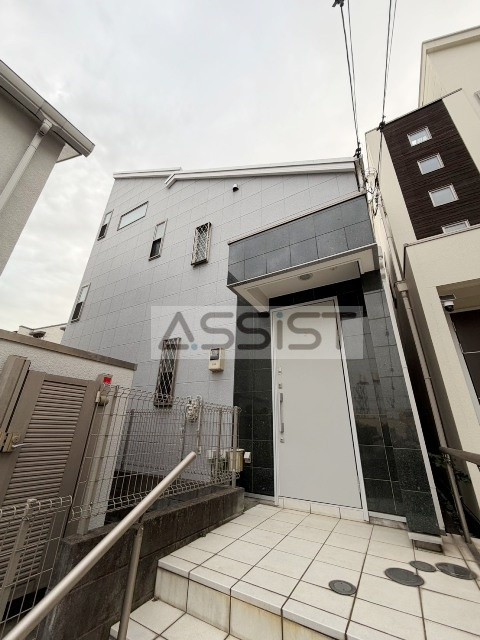 柿の木坂戸建ての外観