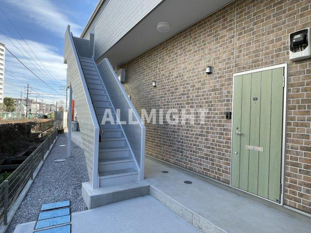 川崎市多摩区中野島１丁目のアパートのエントランス|★お部屋探しはオールマイト不動産までご相談下さい♪