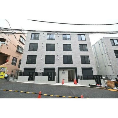 【外観】 | アバンティア西新宿Ⅰ | 鉄筋コンクリート造のがっちりとした建物。