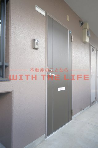 ウィズメゾンハーモニア【キャッシュバック対象物件】の玄関|収納もある玄関です