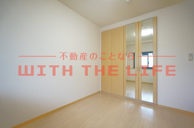 ウィズメゾンハーモニア【キャッシュバック対象物件】の洋室|個人の部屋や寝室として使える洋室です