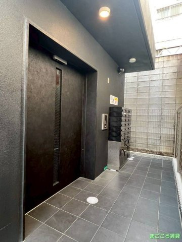 【エントランス】 | MONOTONE弁天町