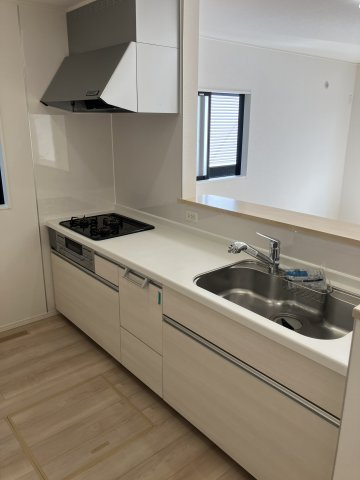 さいたま市緑区三室戸建のキッチン