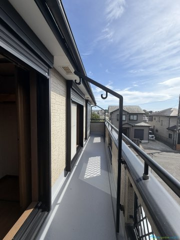 厚木市愛名　中古戸建のバルコニー
