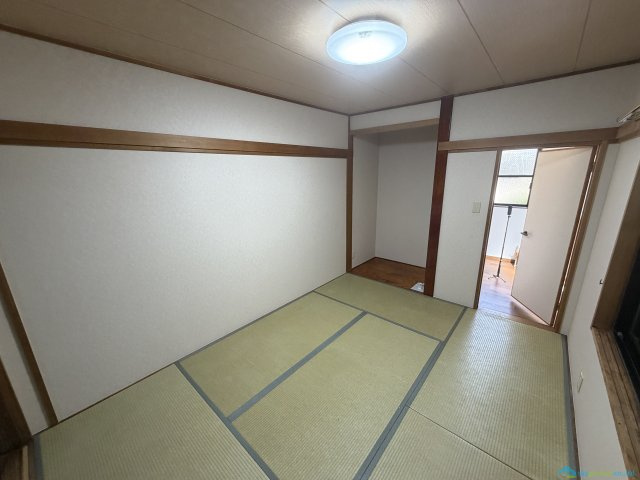 厚木市愛名　中古戸建の和室