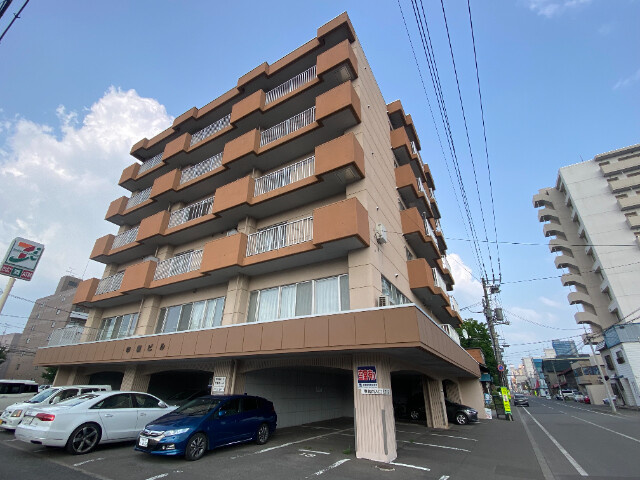 中根ビル