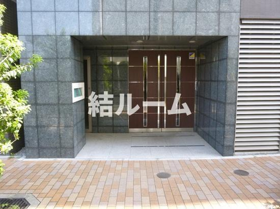 板橋区東坂下２丁目の賃貸マンションのエントランス