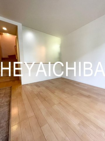 グランエッグス新大塚Ｗの居間・リビング