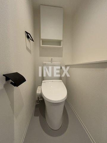 横浜市中区不老町２丁目の賃貸マンションのトイレ