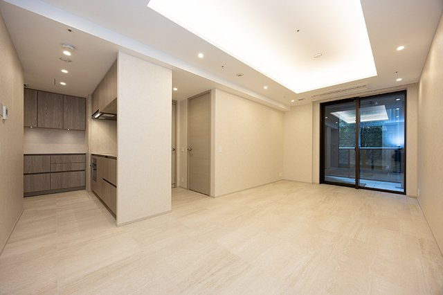 三田ガーデンヒルズ　パークマンションの居間・リビング|※写真は同タイプ住戸です。