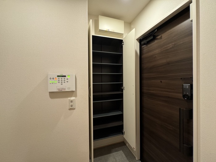 エスポワール老原の玄関