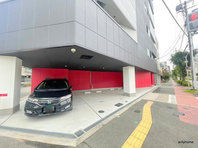 アウラ新大阪　仲介手数料無料の駐車場