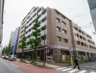 スペーシア三軒茶屋弐番館の外観