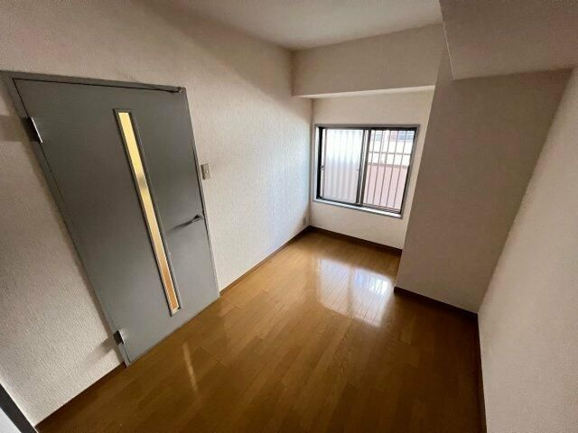 小平市学園西町２丁目の賃貸マンションの寝室