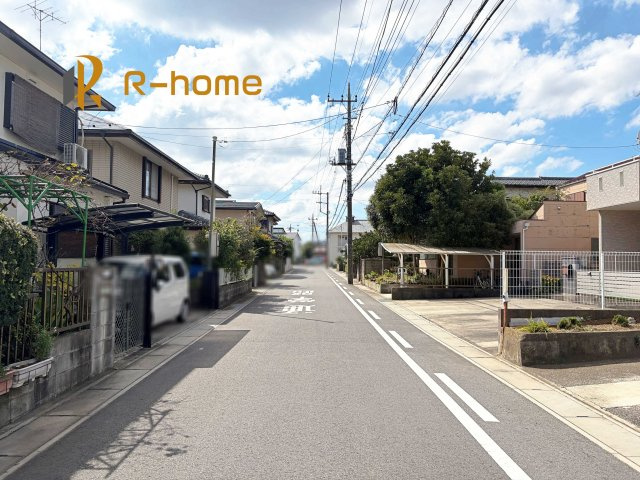 牛久市上柏田第10　新築戸建て　1号棟の前面道路含む現地写真|周辺環境も併せて案内致します♪
閑静な住宅地で笑顔あふれる新生活！
ぜひ現地へお越しください♪