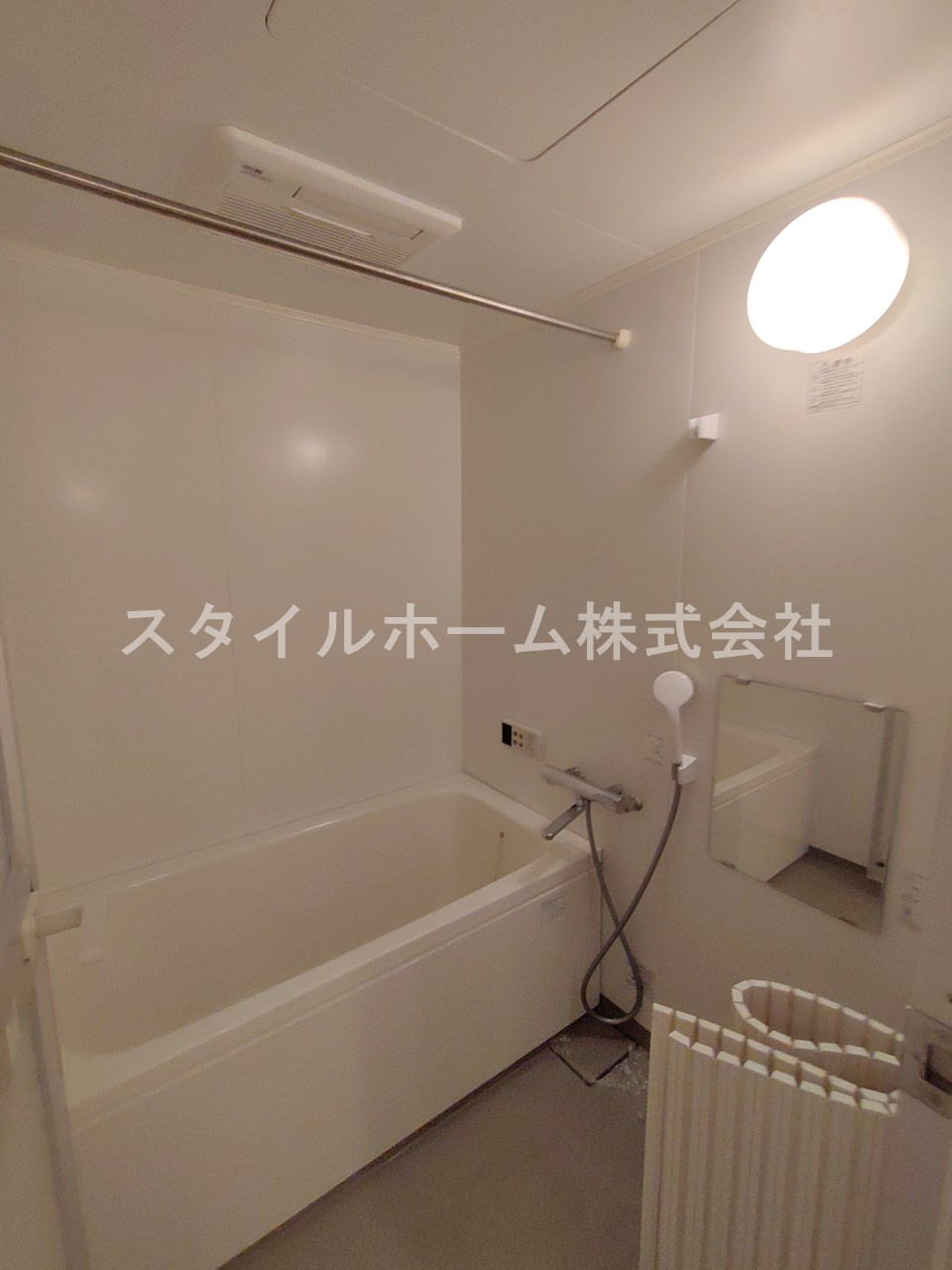 スターフィールドC館の浴室|同建物内別部屋の写真です。