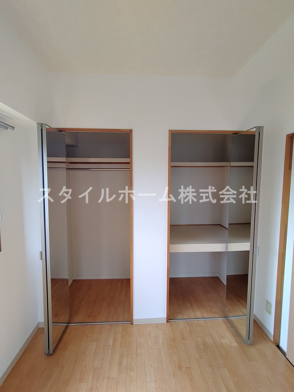 スターフィールドC館の収納|同建物内別部屋の写真です。