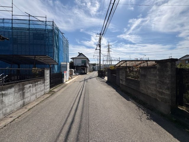 野田市上花輪7期　新築戸建　1号棟の前面道路含む現地写真
