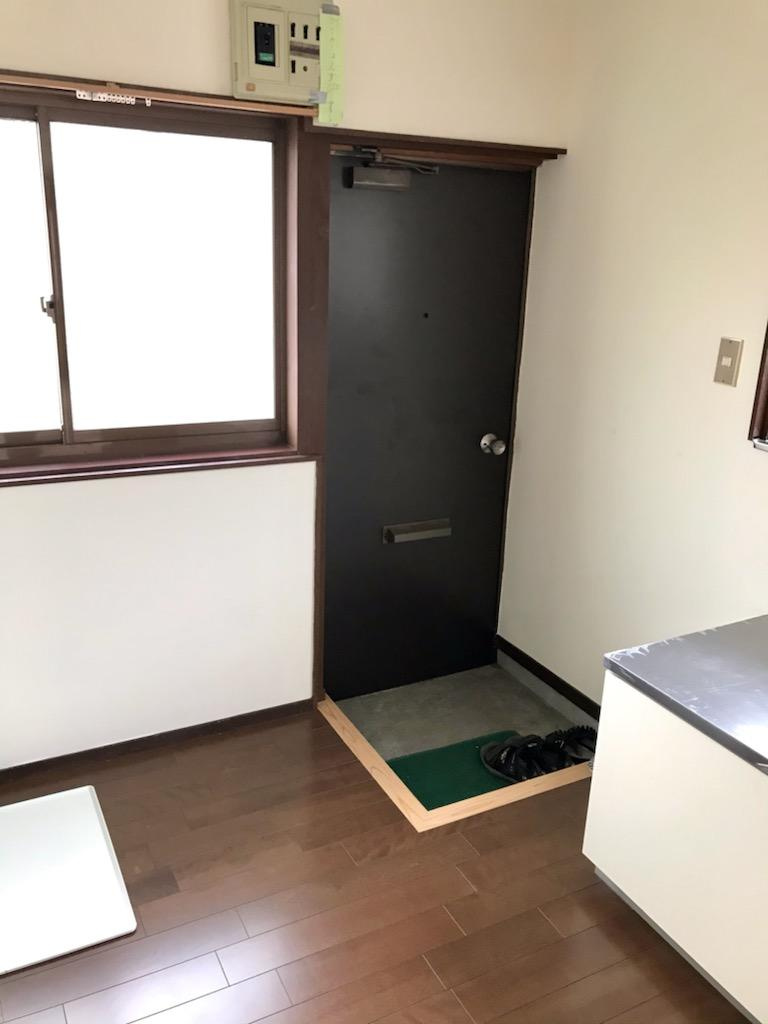 松南ハイムの玄関