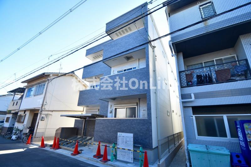 フジパレス俊徳道の外観