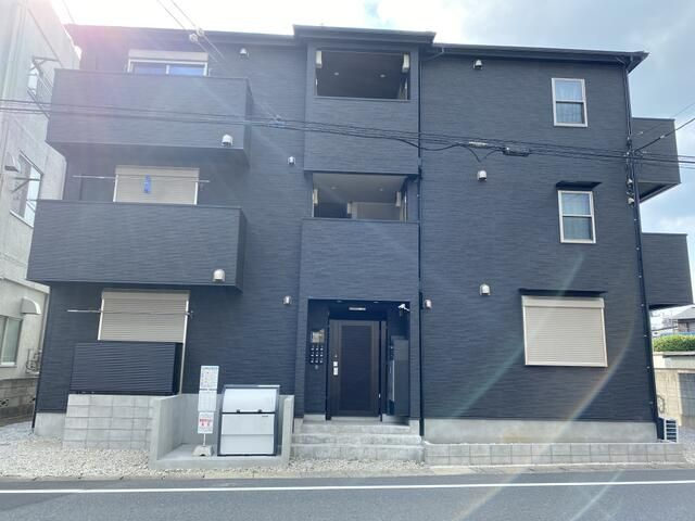 エクロールの外観