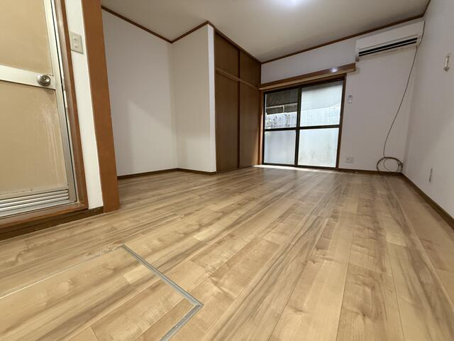 【寝室】