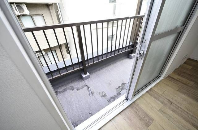 三軒茶屋マンションのバルコニー