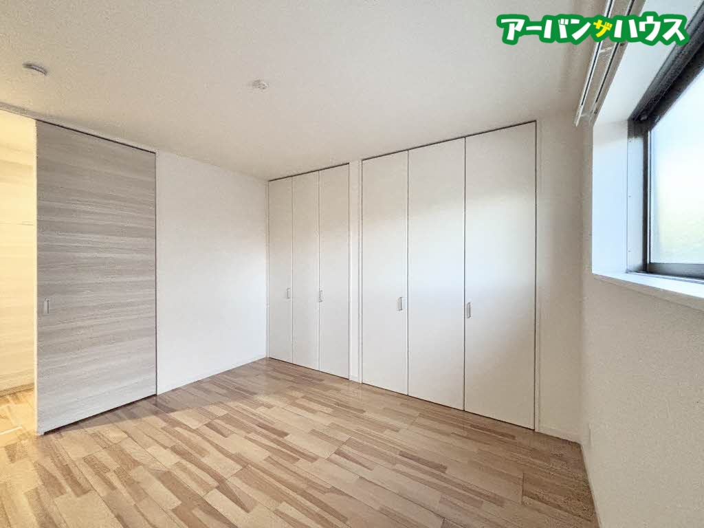 ヴェントフェリーチェBの洋室