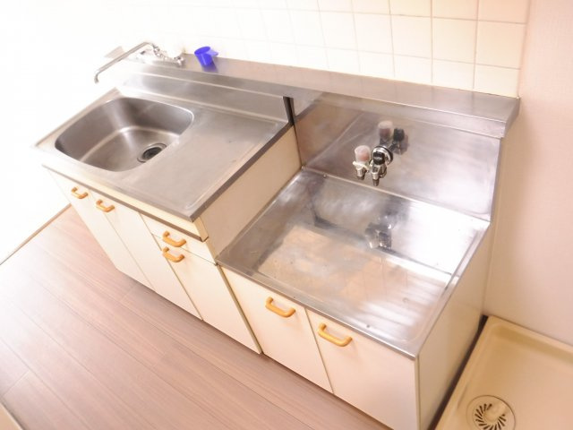 サンワールドのキッチン|他のお部屋の参考写真となります。