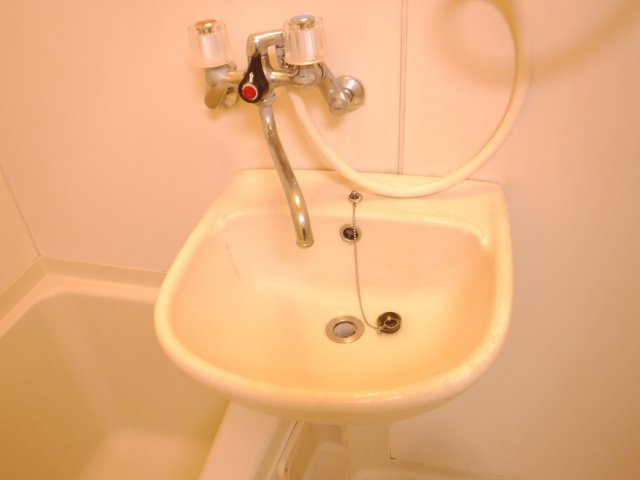 サンワールドの洗面所|他のお部屋の参考写真となります。