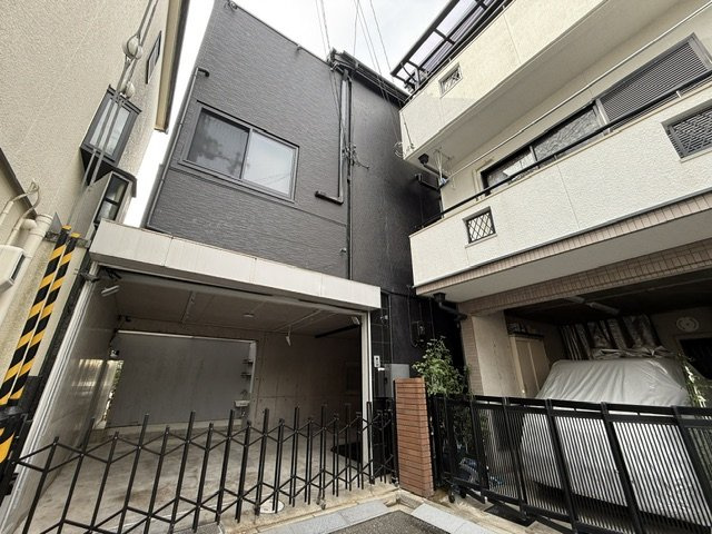石橋2丁目貸家の外観