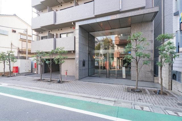 ルーブル南品川のエントランス