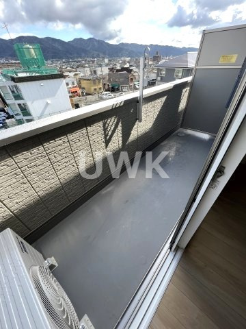 フロレゾン北花山Ａのバルコニー