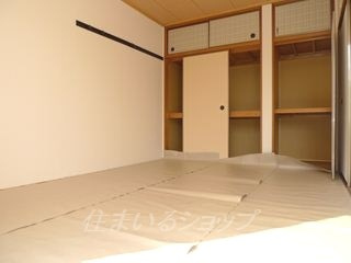 リビエラ南　B棟の収納