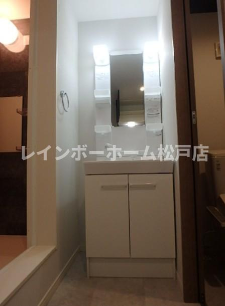 【仲介手数料：50％OFF】対象物件！の独立洗面台