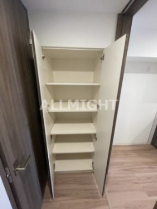 調布市上石原２丁目の賃貸マンションの収納|別部屋参考写真