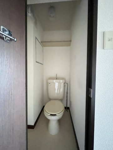 ピアコートのトイレ|イメージ403号室の写真
