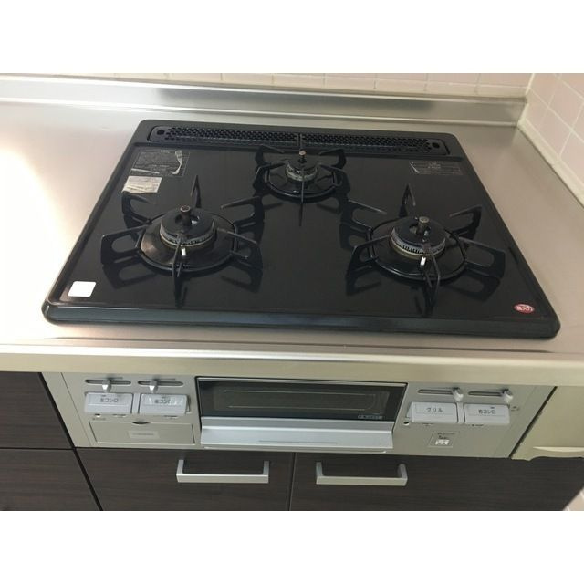 グランピアマンション津福のその他|3口コンロ付きです♪