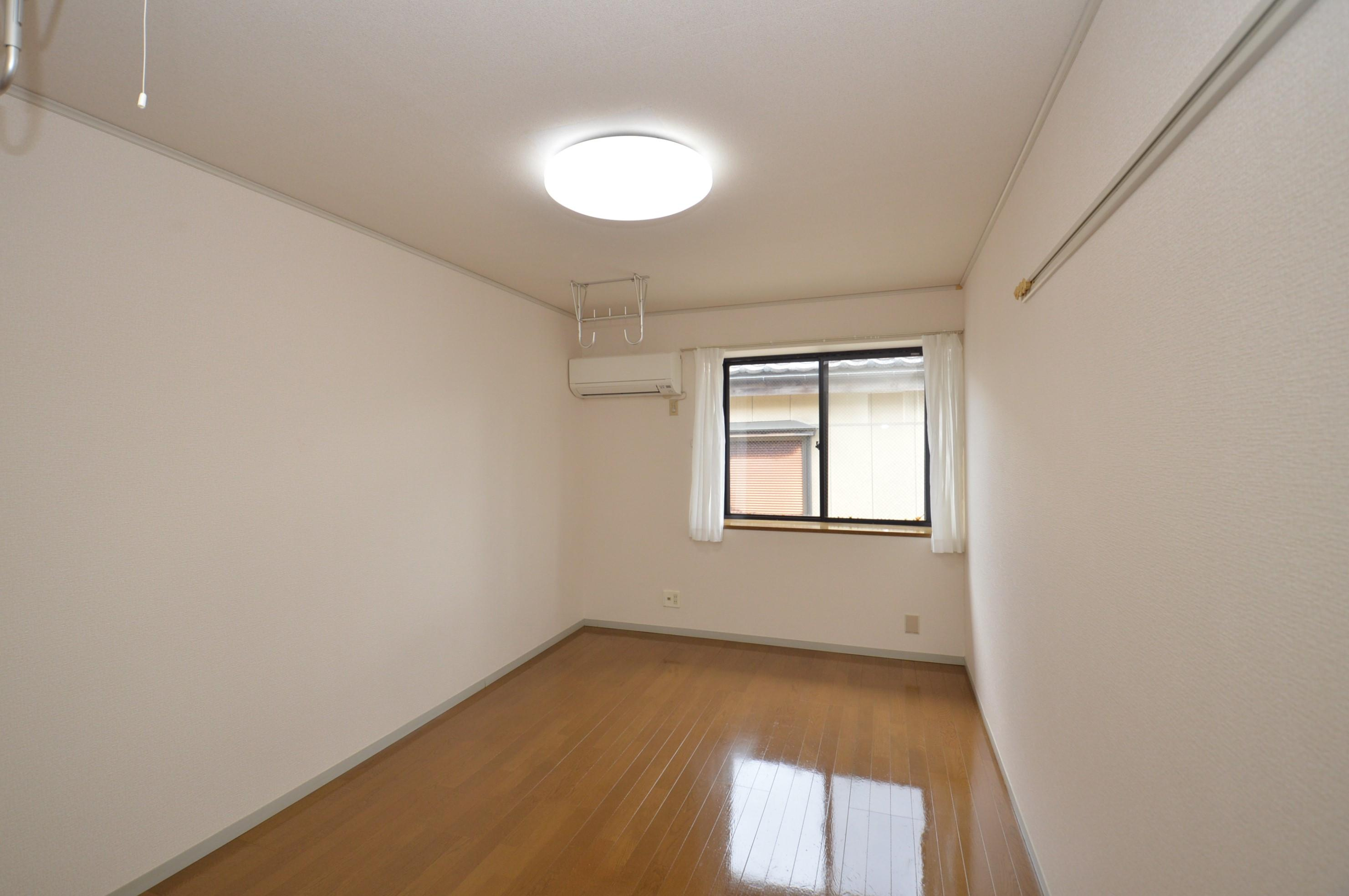 セジュール関屋田町の居間・リビング|（参考）他室の写真を使用しています。現況優先となります。