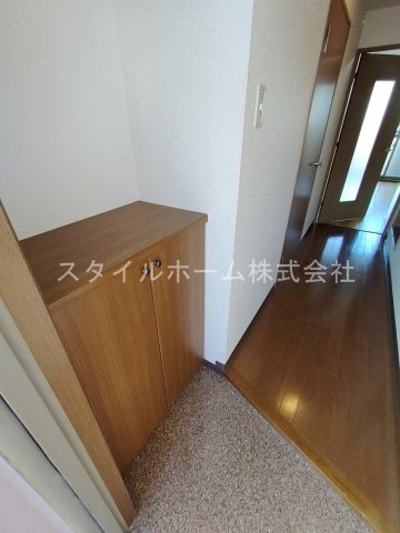 フリベール高見の玄関