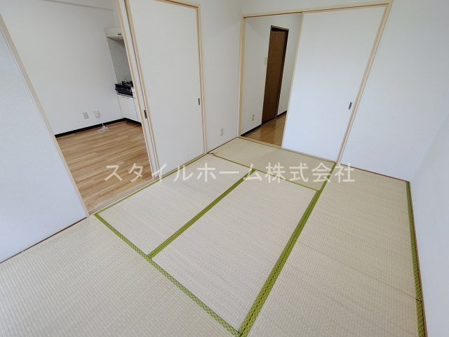 フリベール高見の和室