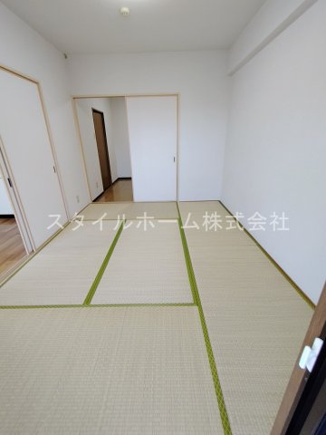 フリベール高見の和室