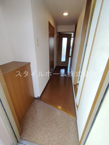 フリベール高見の玄関