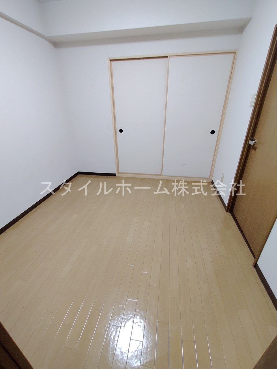 フリベール高見の内装