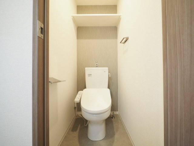 大阪市北区長柄中２丁目の賃貸マンションのトイレ