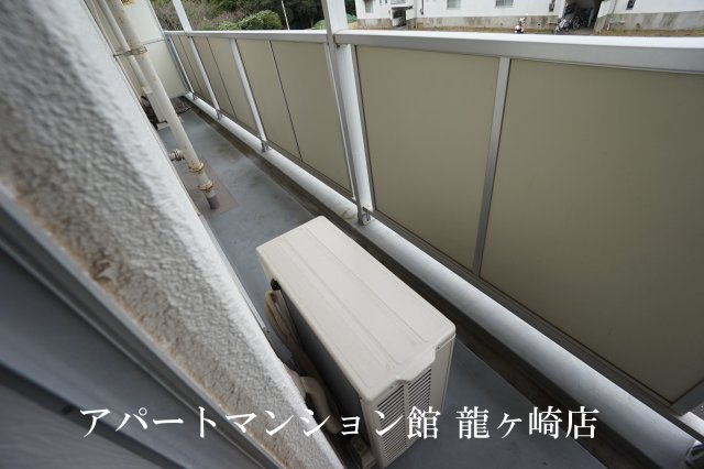 ビレッジハウス奈戸岡2号棟のバルコニー
