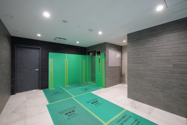 大阪市福島区海老江５丁目の賃貸マンションのロビー