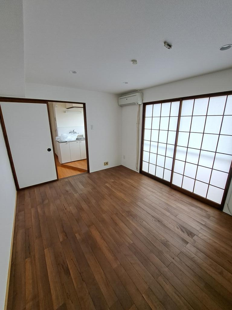 マンション豊照の居間・リビング