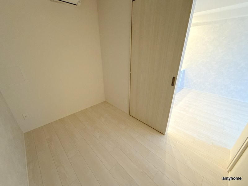 スプランディッド大阪EAST　仲介手数料無料の洋室